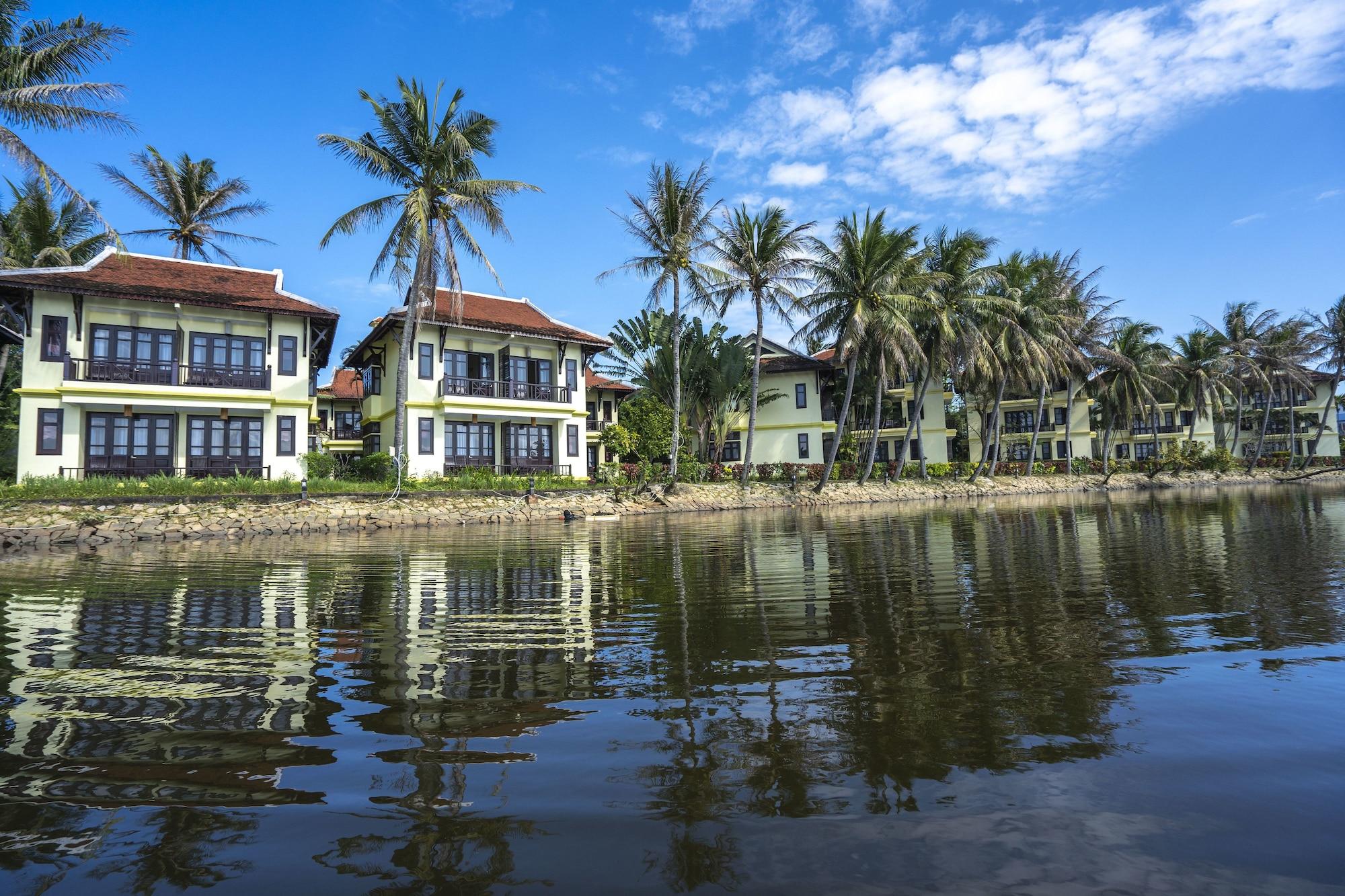 Hoi An Riverside Resort & Spa Esterno foto