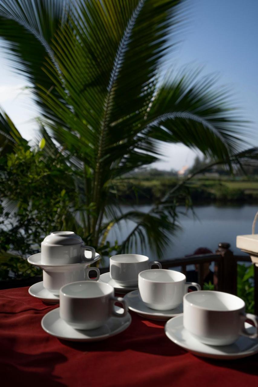 Hoi An Riverside Resort & Spa Esterno foto